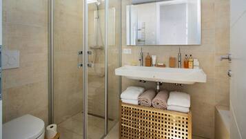 Chalet | Kamar mandi