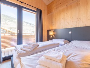 Lägenhet | 4 sovrum, unika möbler och sängkläder