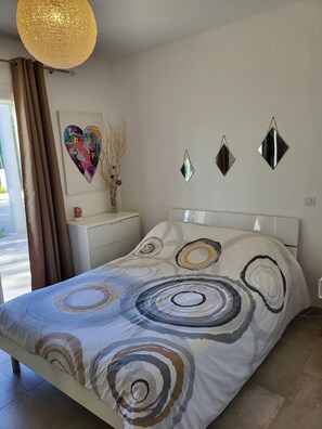 4 chambres, bureau, fer et planche à repasser, Wi-Fi gratuit