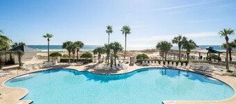 Beach Club Penthouse 7 - Gulf View - Beach -Pool-Sleeps 8
