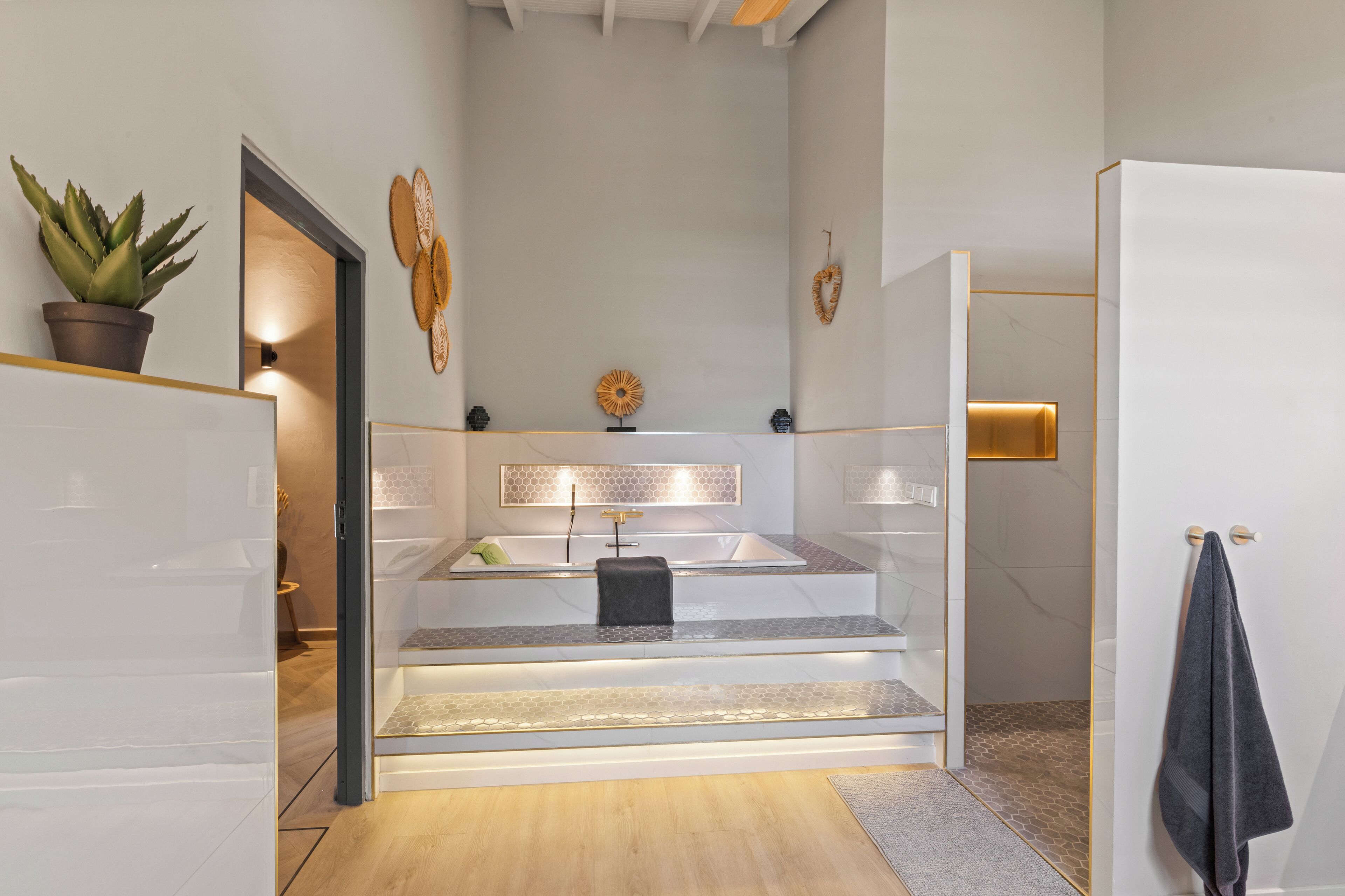 Luxury Villa, 4 Bedrooms, Private Pool | Bathroom | Hair dryer, towels, toilet paper