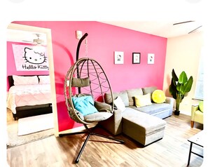 2 bedrooms, iron/ironing board, WiFi, bed sheets - Enchanting 2-bedroom apartment close to Fort Benning (Columbus)