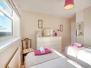 3 bedrooms, free WiFi, bed sheets