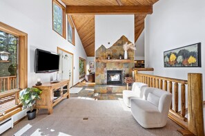 Téléviseur, foyer, bureau