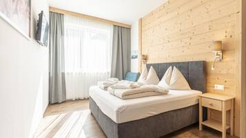 Chalet | 3 bedrooms, individually furnished, bed sheets