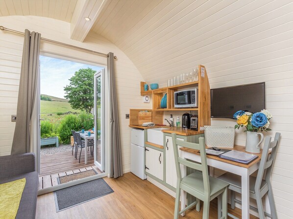 Interior - 1 bedroom accommodation in Ardgay (Ardgay)