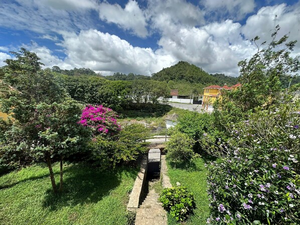 Exterior - Las Flores Comfort Hotel (San Pedro Carchá)