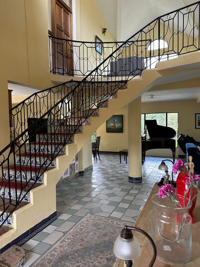 Las Flores Comfort Hotel