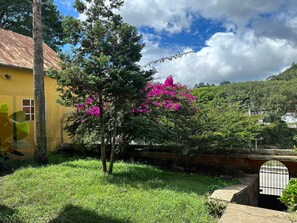 Terrace/patio - Las Flores Comfort Hotel (San Pedro Carchá)