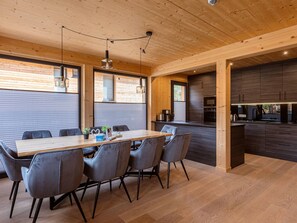 House | Dining - Attractive Holiday Home With Pool (Sankt Georgen am Kreischberg)