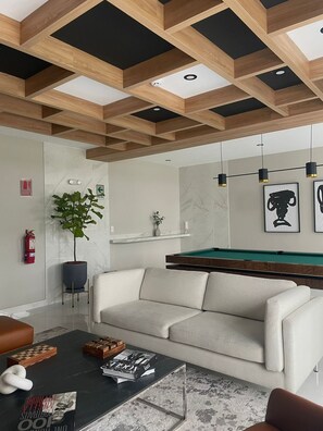 Spielezimmer
