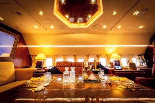PYTCHAir Boeing 727 Private Jet Hotel