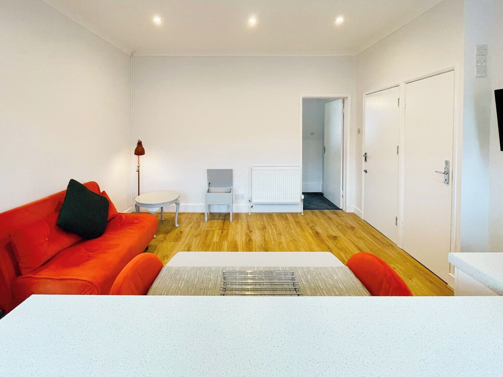1 Bedroom Accommodation In Leigh-on-sea - Southend-on-Sea