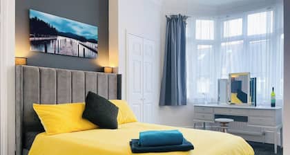1 bedroom accommodation in Leigh-on-Sea