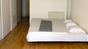 1 bedroom, in-room safe, free WiFi, bed sheets - Stylish Flat Just 35 Min from Stockholm Central
 (Stockholms län)