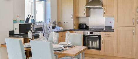 Dishwasher, highchair