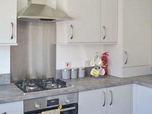 Lavavajillas, silla alta para bebés