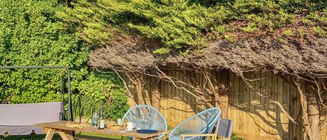 屋外ダイニングエリア