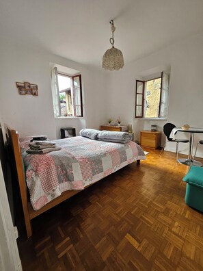 Classic Room, Non Smoking | Ruang kerja komputer riba 