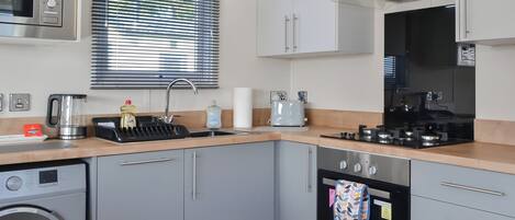 Dishwasher, high chair