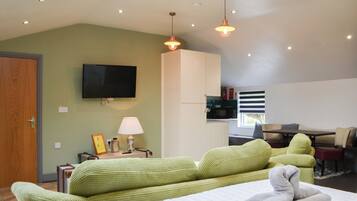 1 bedroom, free WiFi, bed sheets