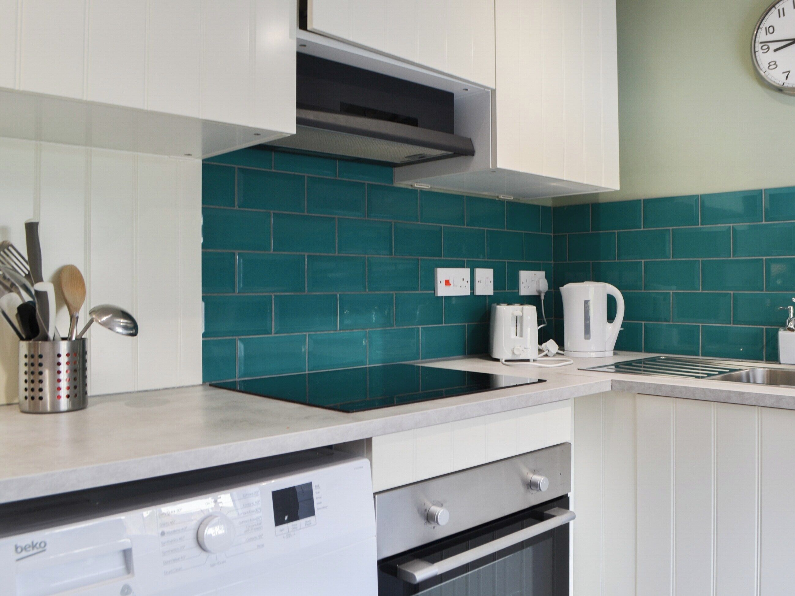 Dishwasher, high chair