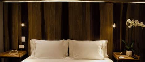 Egyptian cotton sheets, premium bedding, down duvets