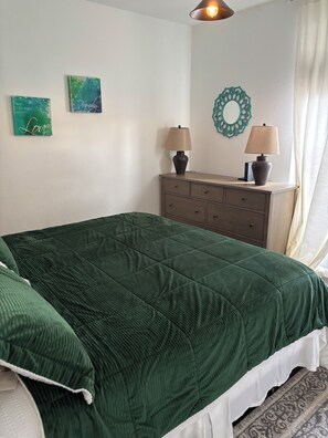 Room - The Wine Ranch is close to wineries, horses, soccer and pet friendly. (Temecula)