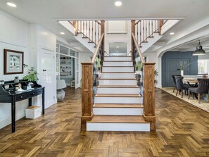 Interior - 5 bedroom accommodation in Bembridge (Bembridge)