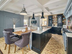 Fridge, microwave, dishwasher, high chair