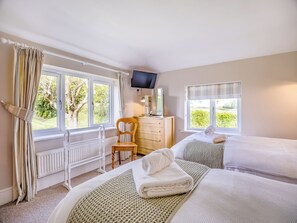 4 Schlafzimmer, kostenloses WLAN, Bettwäsche