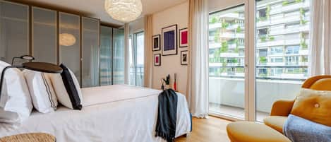1 habitación, tabla de planchar con plancha, wifi y ropa de cama