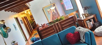 Artistic 70s house will make you feel nostalgic with all the modern comforts. 