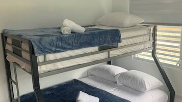 3 bedrooms, iron/ironing board, free WiFi, bed sheets