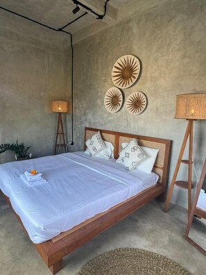 Soundproofing, free WiFi - Salty Prana Retreat Center (Pecatu)