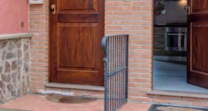 Gemütliches Haus inmitten der Weinberge des Florentiner Chiant Haustiere erlaubt