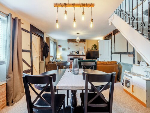 2 bedroom accommodation in Bere Regis