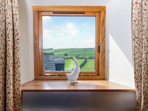 Interior - 5 bedroom accommodation in Litton, near Buxton (Litton, near Buxton)