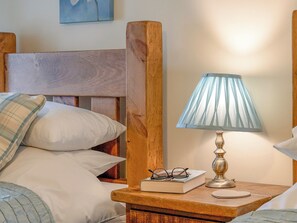 5 bedrooms, free WiFi, bed sheets - 5 bedroom accommodation in Litton, near Buxton (Litton, near Buxton)