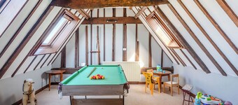 Lovely barn in a beautiful setting with swimming pool.