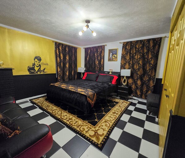 3 bedrooms, desk, iron/ironing board, WiFi