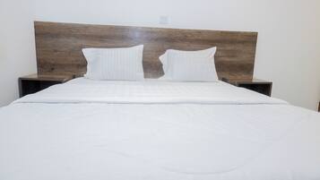 1 chambre, bureau, espace de travail pour ordinateur portable