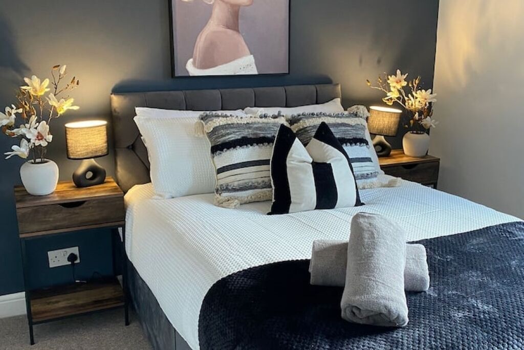 2 bedrooms, WiFi, bed sheets