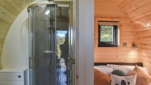 Towels - Glampio Trysor Merddwr-UKC5826 (Corwen, near Bala)