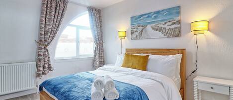 3 bedrooms, free WiFi, bed sheets