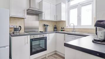 Dishwasher, highchair