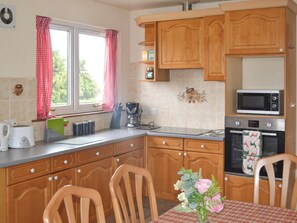 Dishwasher, high chair