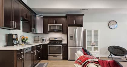 NEW! Cozy 1BR Retreat in Sammamish