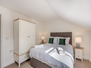 4 chambres, Wi-Fi gratuit, draps fournis