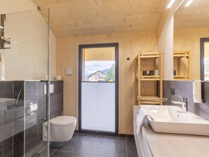 Ferienhaus | Badezimmer